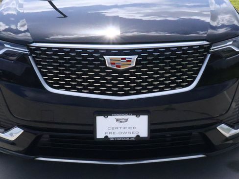 Certified 2025 Cadillac XT6 Premium Luxury w/ LPO, Floor Liner Package FWD image 8