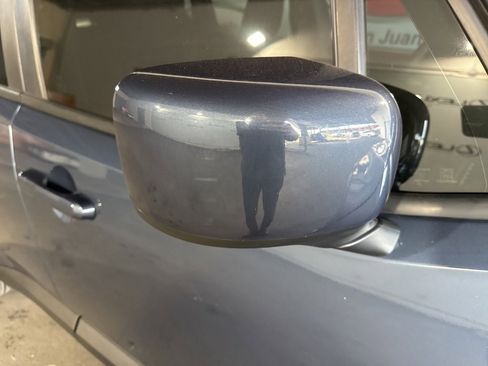 Used 2021 Jeep Renegade Latitude image 10