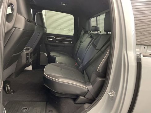 New 2026 RAM 3500 Laramie AWD/4WD image 22