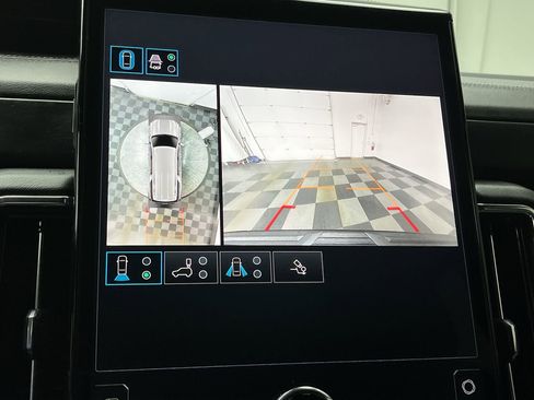 Certified 2025 GMC Yukon XL Denali w/ Sun & Power Step Package image 6