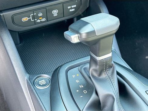 New 2025 Kia K4 LXS image 16