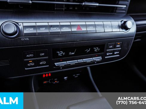 Used 2025 Hyundai Kona SEL image 40