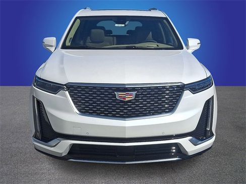 New 2025 Cadillac XT6 Premium Luxury w/ Platinum Package image 2