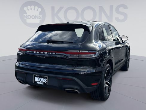 Used 2024 Porsche Macan image 7