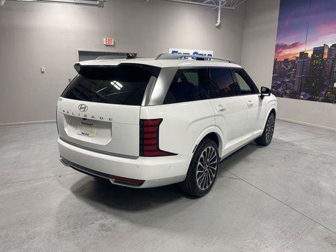 New 2026 Hyundai Palisade Calligraphy FWD image 5