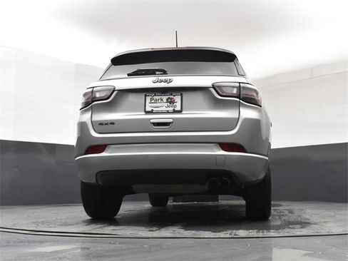 Certified 2022 Jeep Compass High Altitude image 23