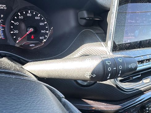 Used 2022 Jeep Compass Latitude image 15