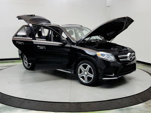 Used 2016 Mercedes-Benz GLE 400 4MATIC w/ Parking Assist Package image 10