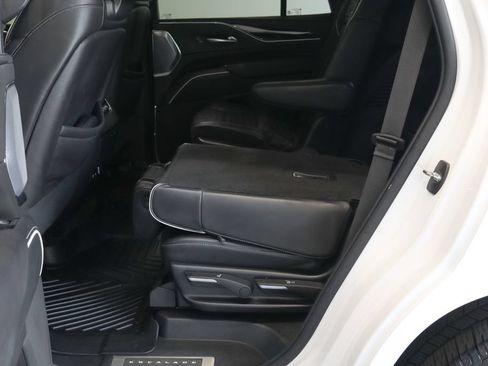 Used 2022 Cadillac Escalade Sport Platinum w/ LPO, ONYX Package AWD/4WD image 44