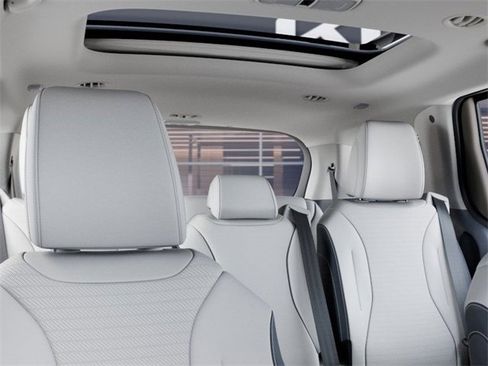 New 2025 Kia Carnival SX Prestige image 27