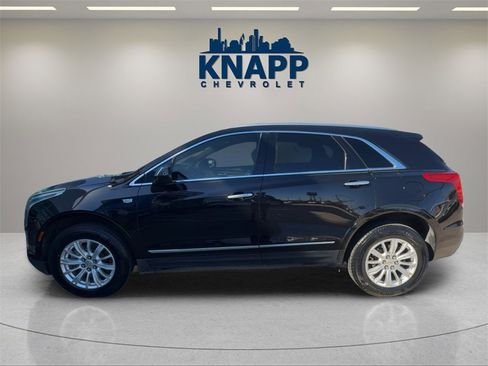 Used 2019 Cadillac XT5 FWD image 2