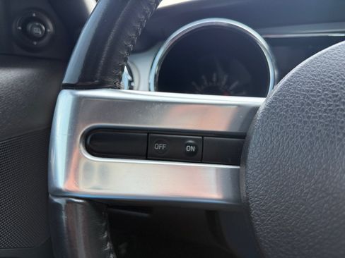 Used 2006 Ford Mustang GT RWD image 21