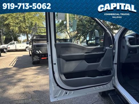 New 2025 Ford F550 2WD Regular Cab Super Duty image 19