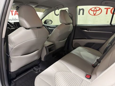 Used 2023 Toyota Camry SE image 19