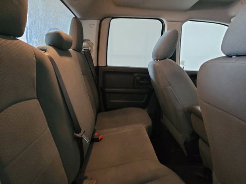 Used 2017 RAM 1500 Express w/ Express Value Package AWD/4WD image 19