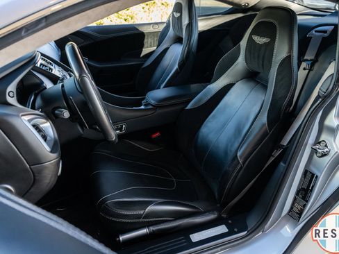 Used 2014 Aston Martin Vanquish Coupe RWD image 8