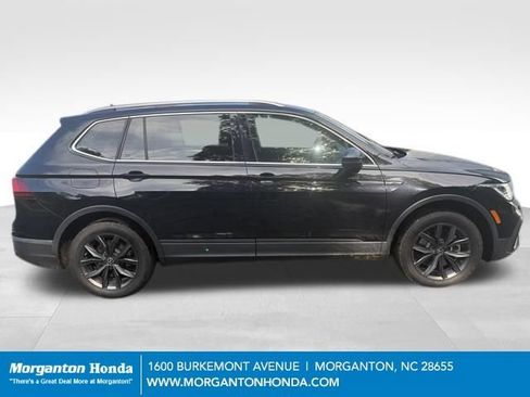 Used 2023 Volkswagen Tiguan SE FWD image 8