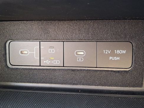 Used 2025 Hyundai Sonata SE FWD image 25