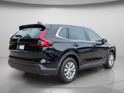 Used 2023 Honda CR-V LX image 7
