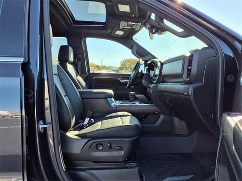 Certified 2024 Chevrolet Silverado 1500 High Country w/ High Country Premium Package image 24