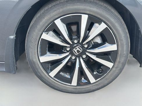 Used 2024 Honda Civic EX image 9