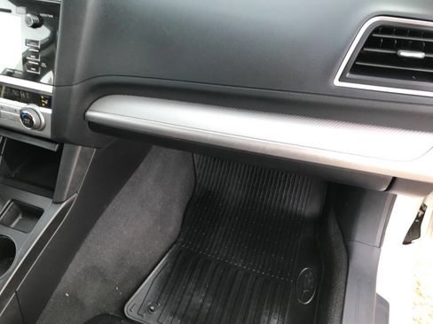 Used 2015 Subaru Legacy 2.5i Premium image 13