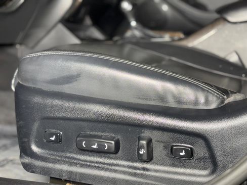 Used 2015 Kia Cadenza Limited FWD image 28