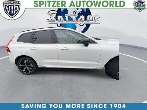 Used 2023 Volvo XC60 T8 Ultimate w/ Climate Package AWD/4WD image 10