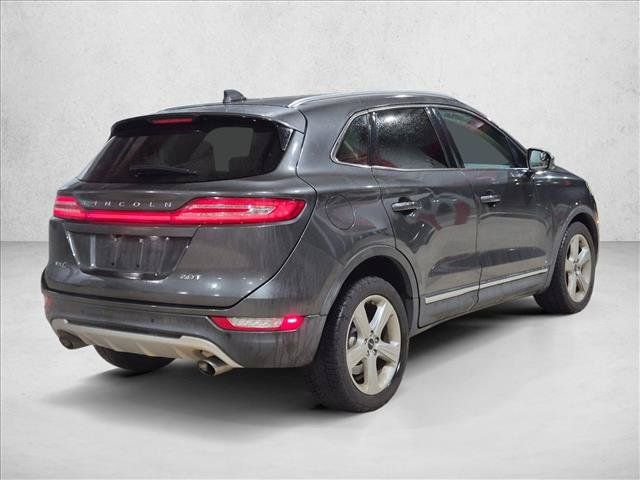 Used 2017 Lincoln MKC Premiere FWD image 5