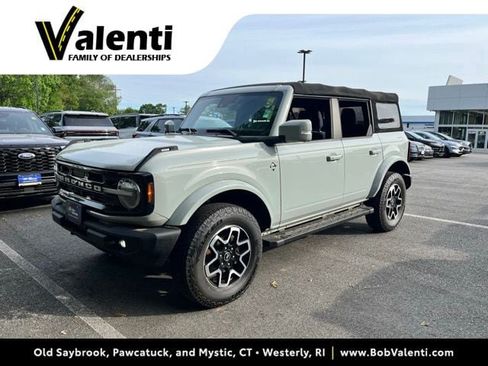 Certified 2022 Ford Bronco Outer Banks AWD/4WD image 1