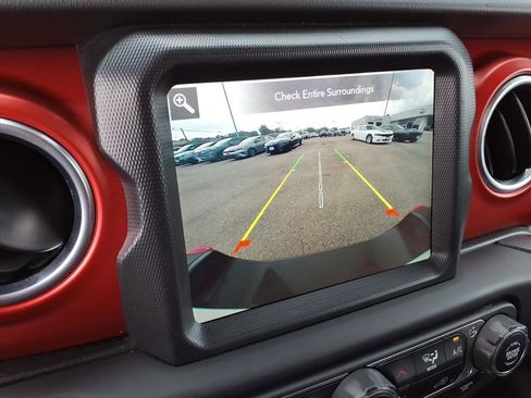 Used 2021 Jeep Gladiator Rubicon image 22