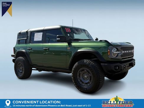 Used 2025 Ford Bronco Badlands image 4