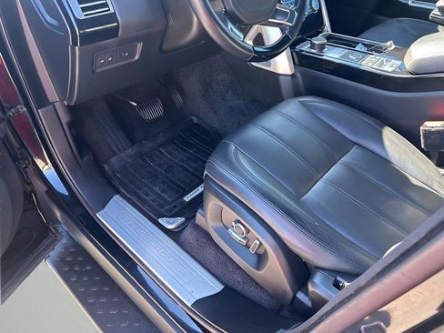 Used 2016 Land Rover Range Rover HSE image 28