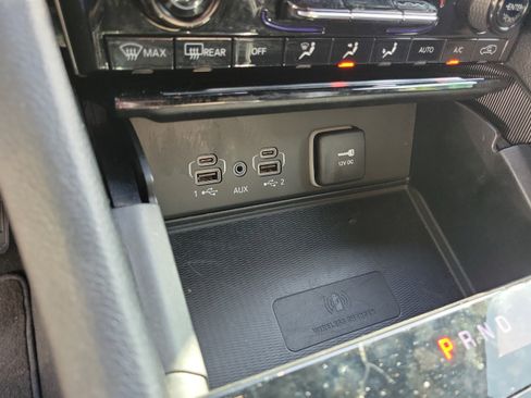 Certified 2025 Jeep Grand Cherokee Altitude AWD/4WD image 20