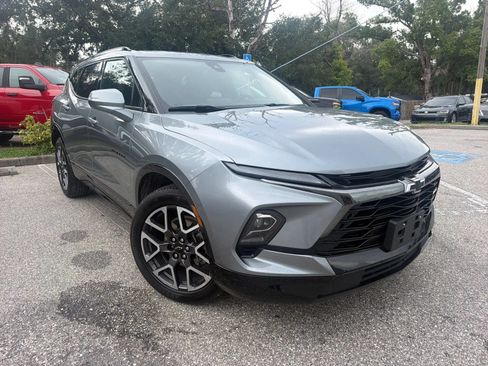Used 2025 Chevrolet Blazer RS FWD image 6