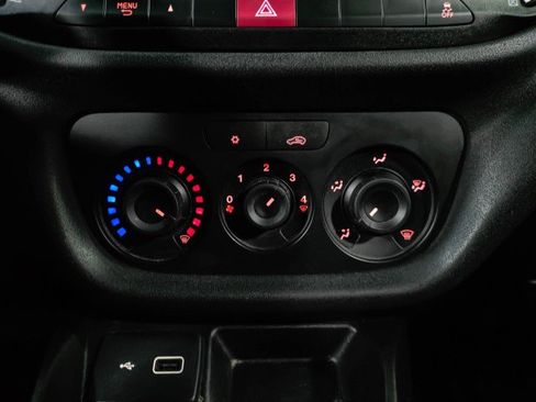 Used 2022 RAM ProMaster City Wagon image 24