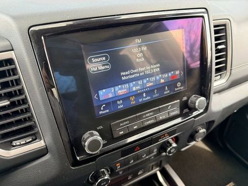 Used 2022 Nissan Frontier SV RWD image 30