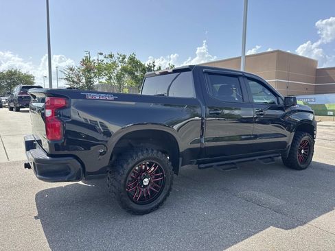 Used 2022 Chevrolet Silverado 1500 LT Trail Boss w/ Bed Protection Package AWD/4WD image 6