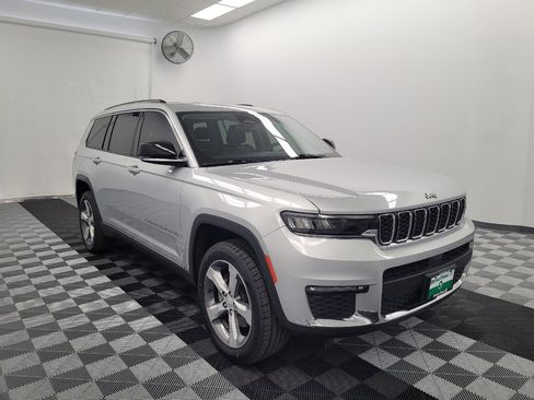 Used 2021 Jeep Grand Cherokee L Limited RWD image 13