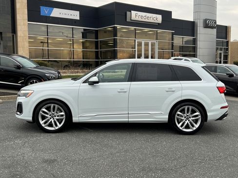Certified 2025 Audi Q7 3.0T Prestige w/ Prestige Package image 5
