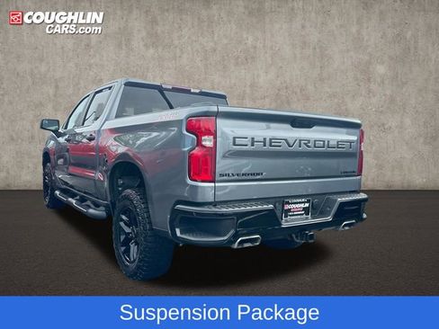 Used 2022 Chevrolet Silverado 1500 Custom Trail Boss w/ LPO, Dark Essentials Package AWD/4WD image 7