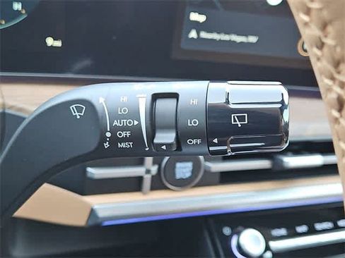 Used 2024 Hyundai Santa Fe Limited image 29