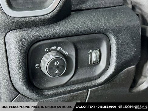 Used 2021 RAM 1500 Big Horn AWD/4WD image 10
