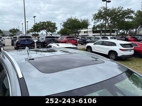 Used 2023 Buick Enclave Essence w/ Experience Buick Package image 6