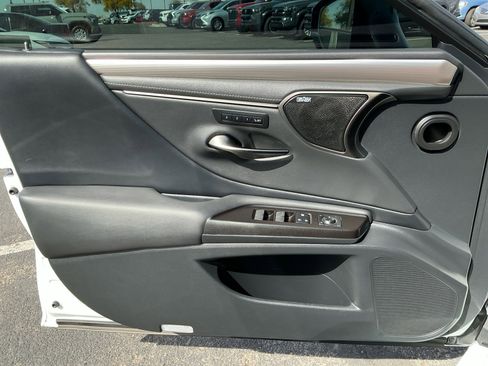 Used 2019 Lexus ES 350 F Sport w/ Accessory Package image 13