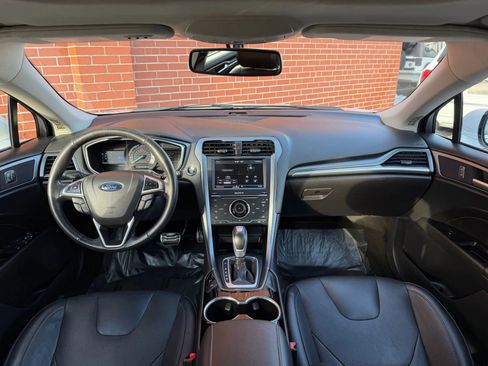 Used 2014 Ford Fusion Titanium image 9