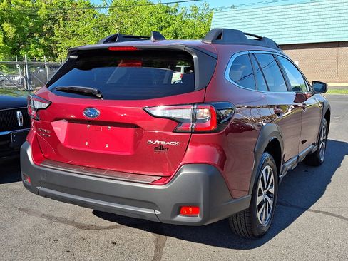 Certified 2025 Subaru Outback Premium AWD/4WD image 6