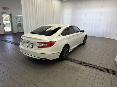 Used 2021 Honda Accord EX-L image 5