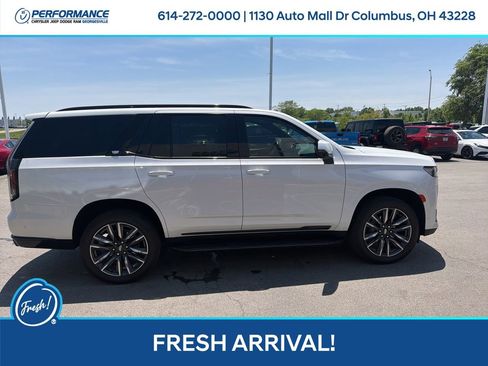 Used 2024 Cadillac Escalade Sport AWD/4WD image 3