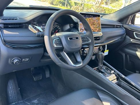 New 2026 Jeep Compass Limited AWD/4WD image 40